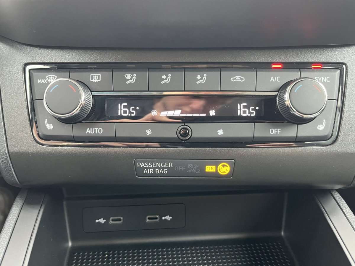 Fahrzeugbild eines SEAT Ibiza