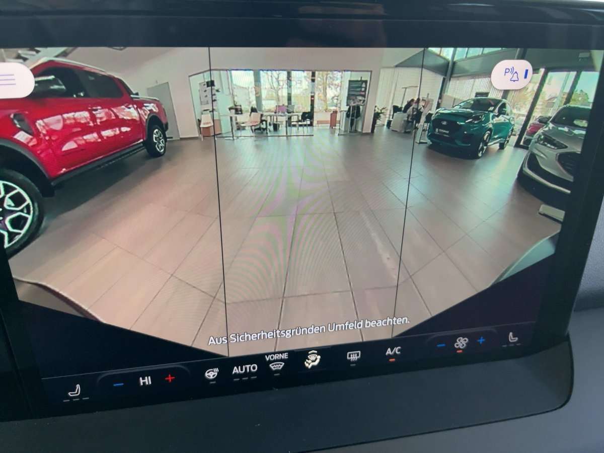 Fahrzeugbild eines Ford Tourneo Courier