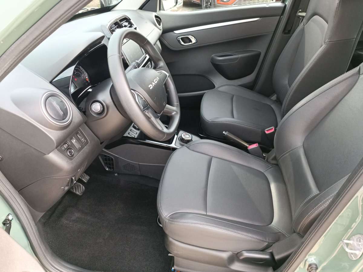 Fahrzeugbild eines Dacia Spring