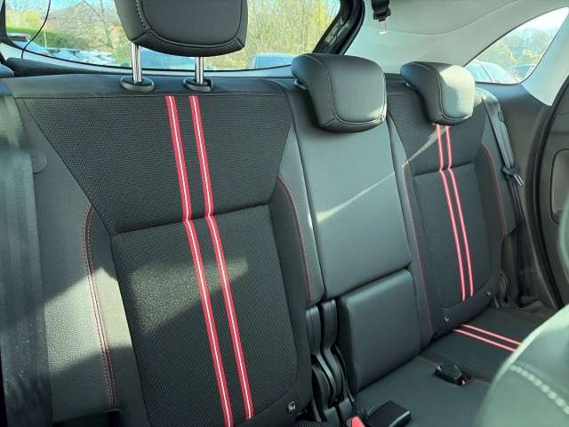 Fahrzeugbild eines Opel Crossland X