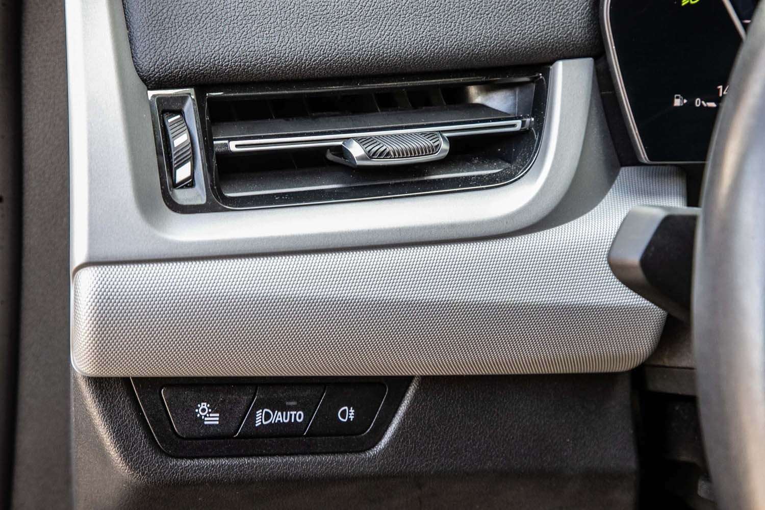 Fahrzeugbild eines BMW X1