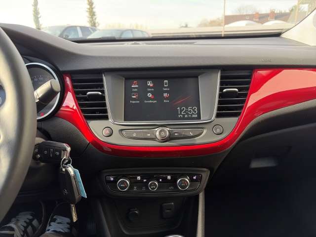 Fahrzeugbild eines Opel Crossland X