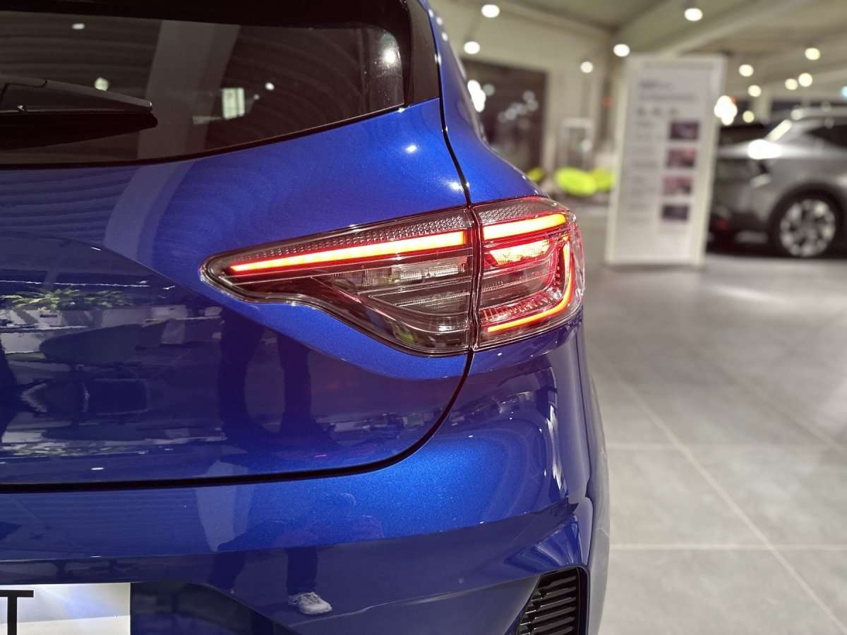 Fahrzeugbild eines Renault Clio