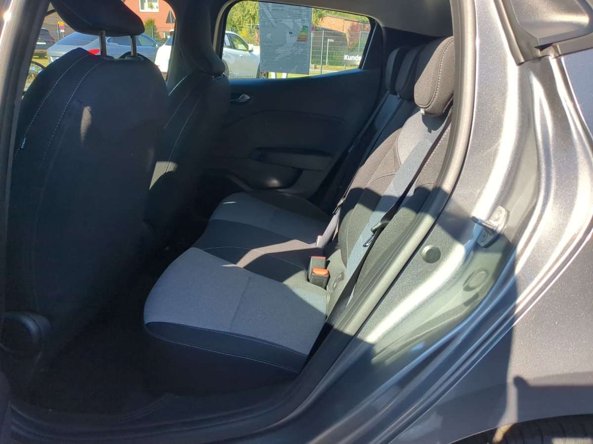 Fahrzeugbild eines Renault Clio