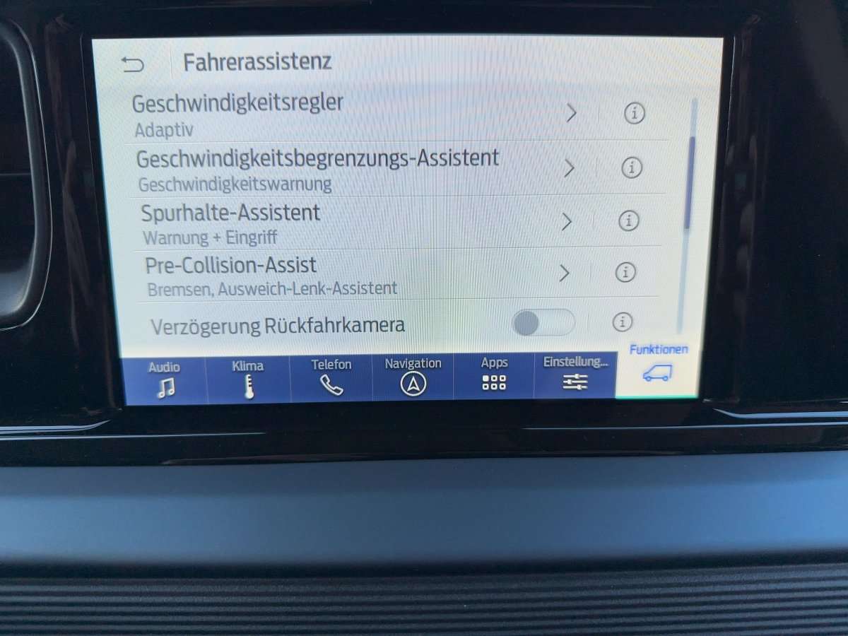 Fahrzeugbild eines Ford Transit Courier