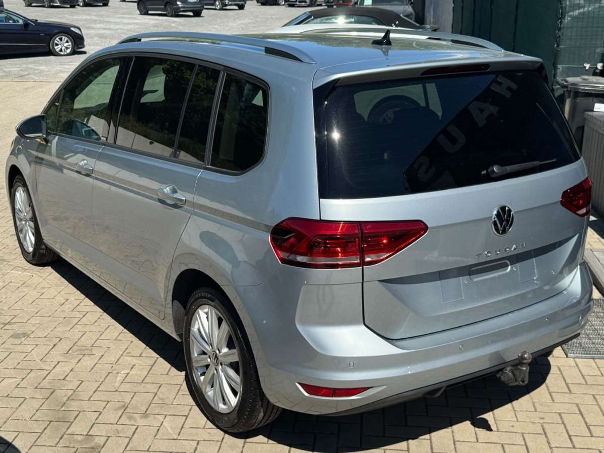 Fahrzeugbild eines Volkswagen Touran