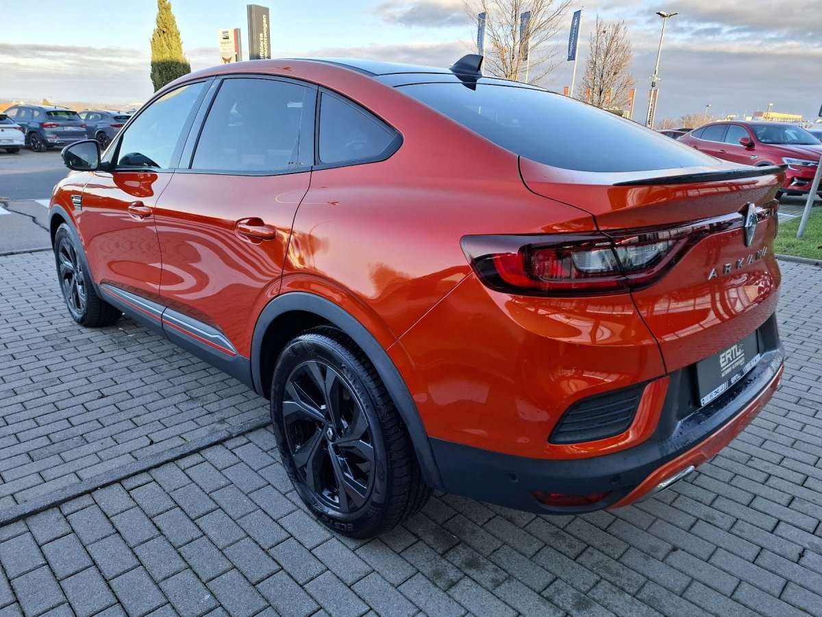 Fahrzeugbild eines Renault Arkana