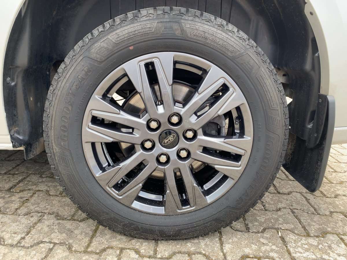 Fahrzeugbild eines Ford Tourneo Custom
