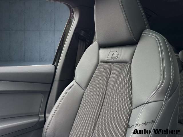 Fahrzeugbild eines Audi Q4 e-tron