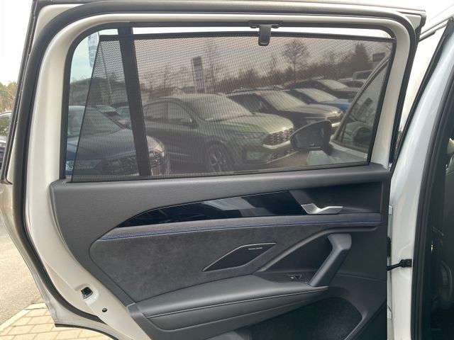 Fahrzeugbild eines Volkswagen Tayron