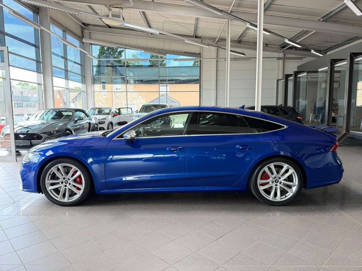 Fahrzeugbild eines Audi S7