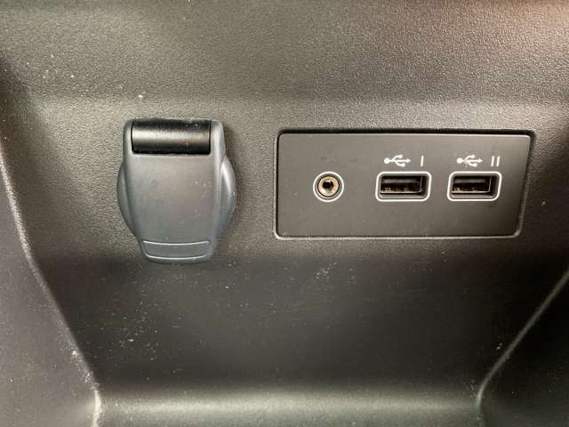 Fahrzeugbild eines Renault Clio