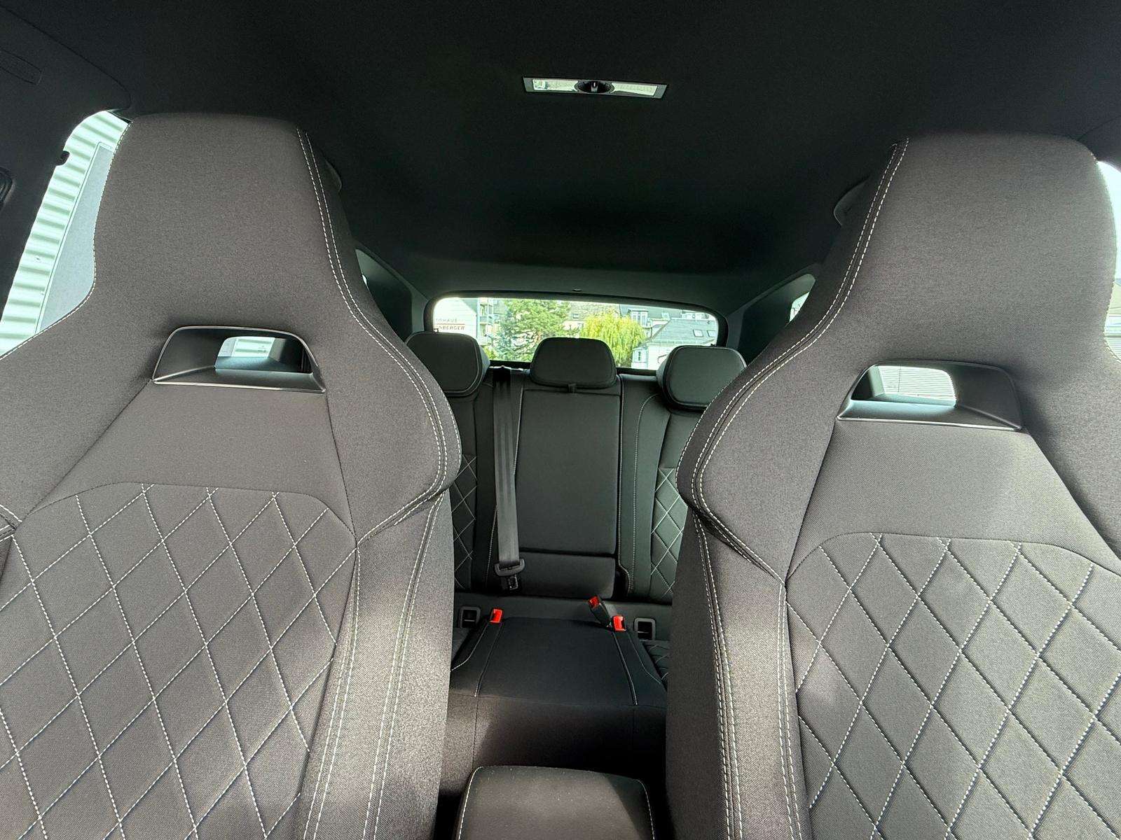 Fahrzeugbild eines Skoda Karoq