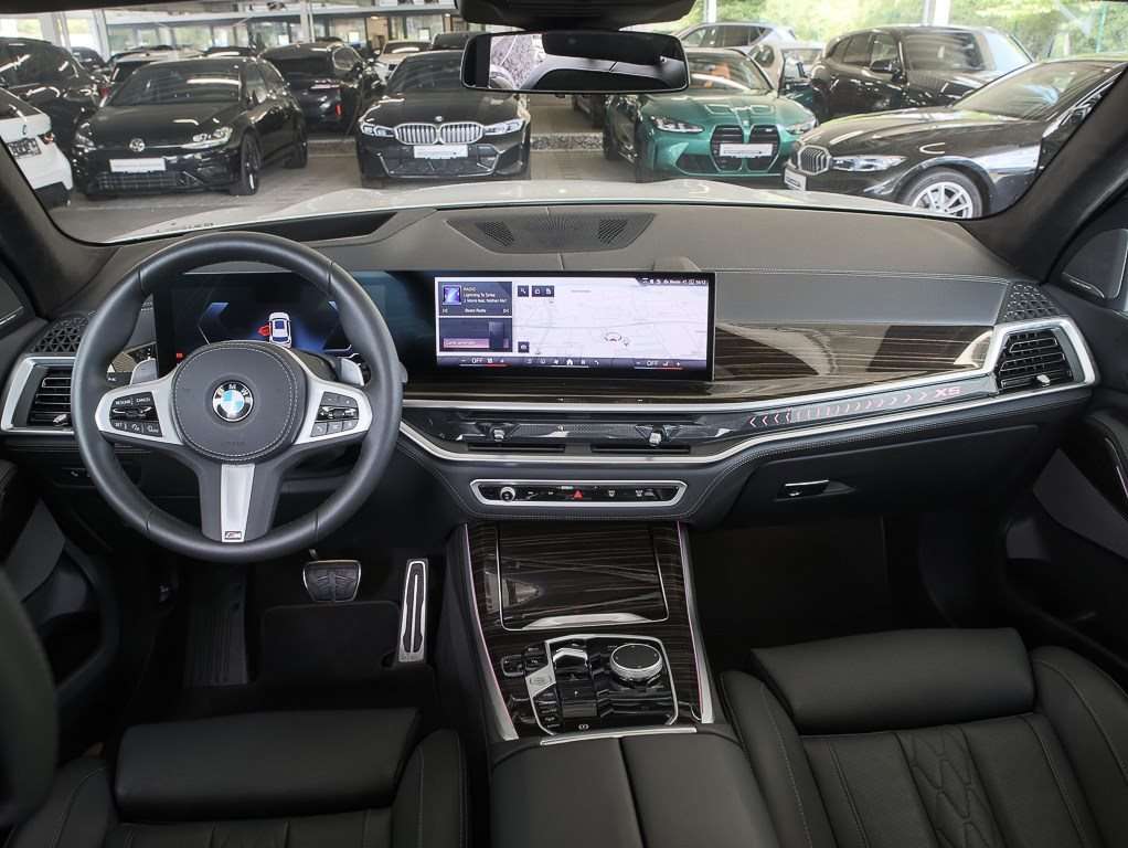 Fahrzeugbild eines BMW X5