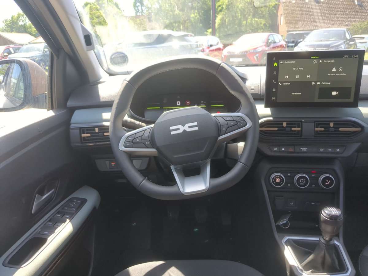 Fahrzeugbild eines Dacia Sandero
