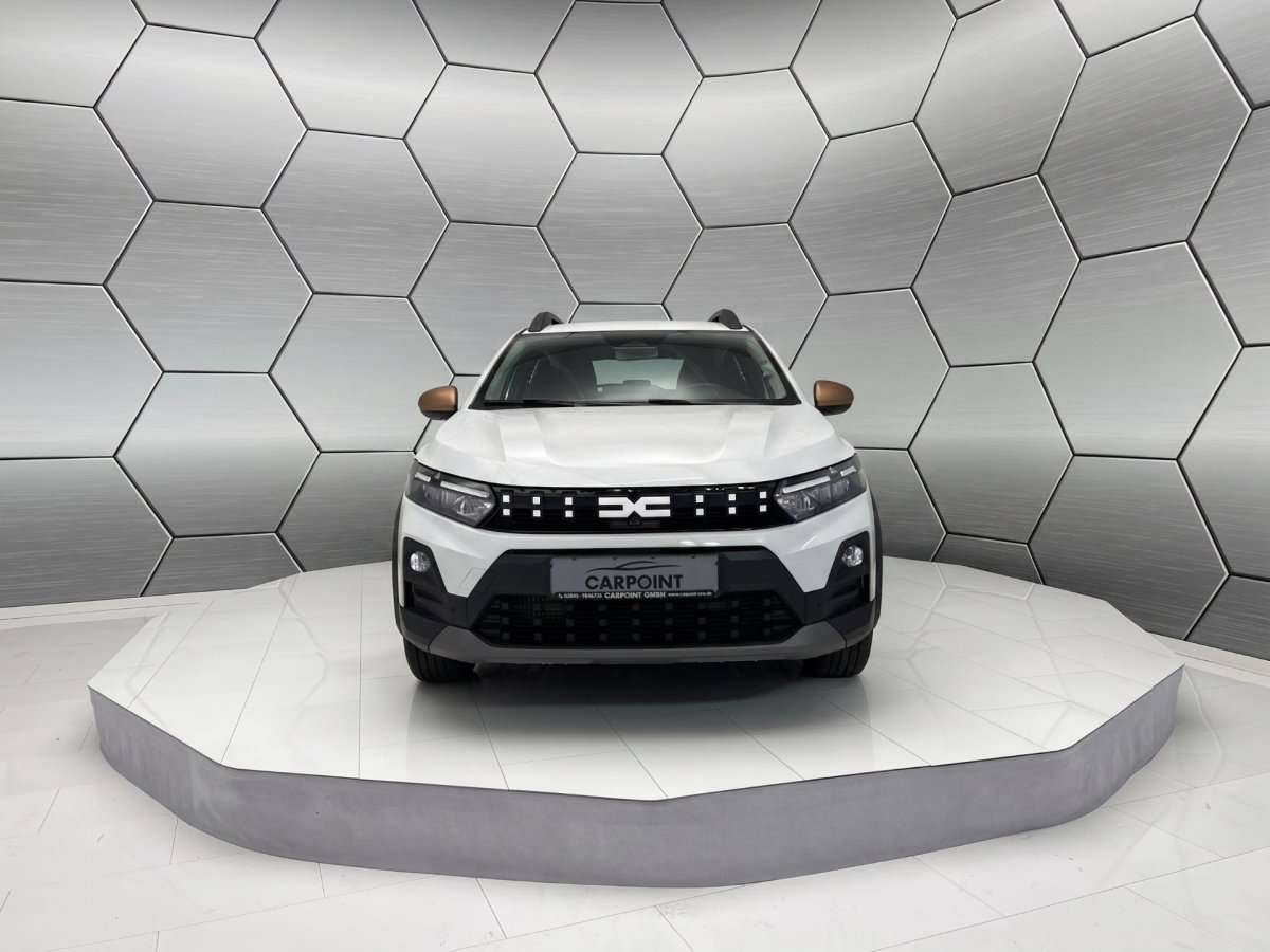 Fahrzeugbild eines Dacia Sandero