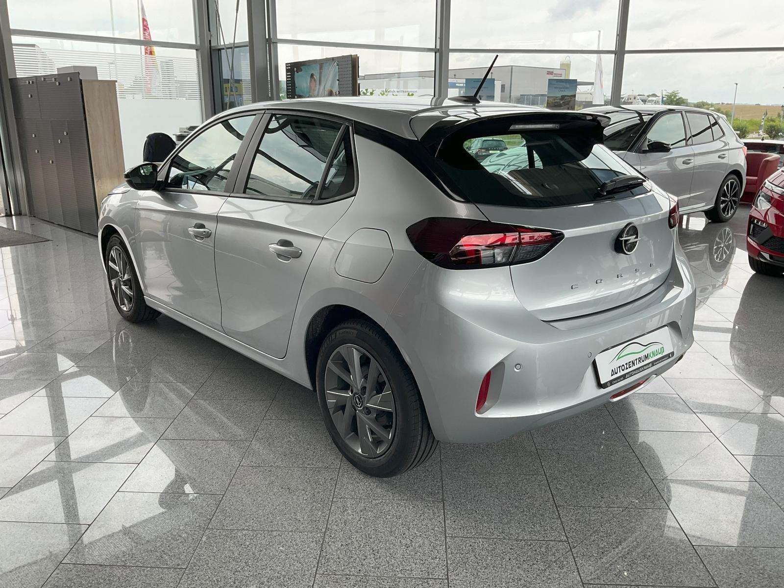 Fahrzeugbild eines Opel Corsa