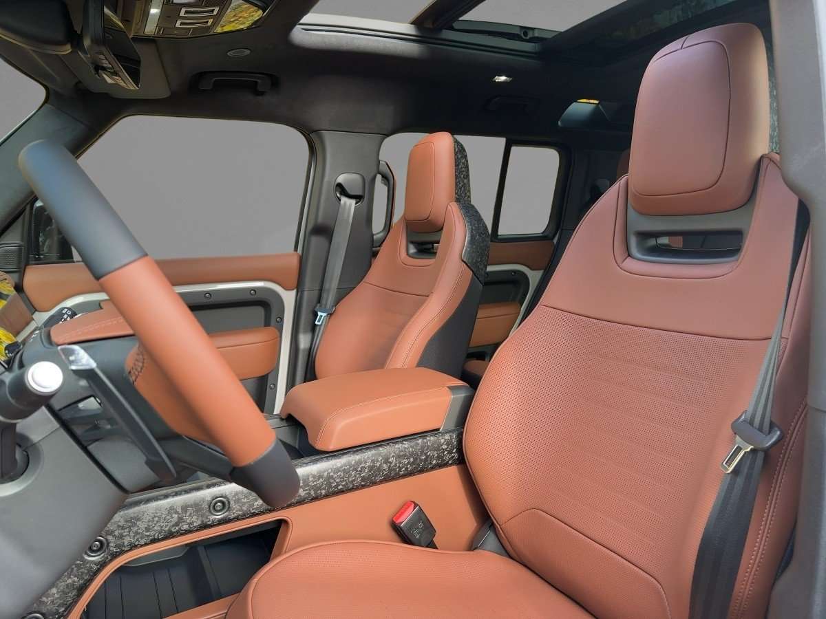 Fahrzeugbild eines Land Rover Defender