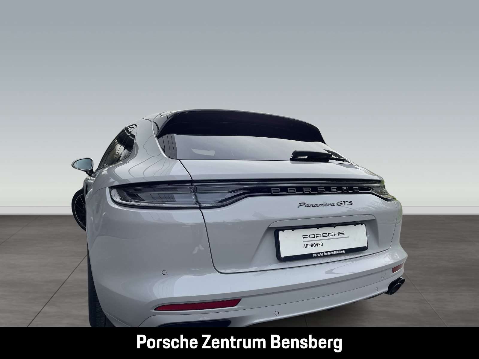 Fahrzeugbild eines Porsche Panamera
