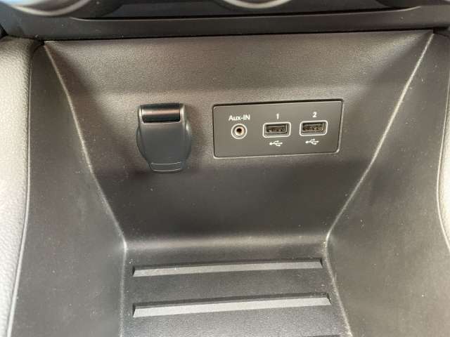 Fahrzeugbild eines Renault Clio