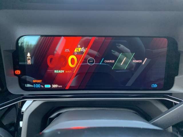 Fahrzeugbild eines Renault 5 E-TECH