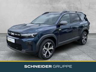 Schräge Frontansicht auf einen Dacia Bigster , freigestellt