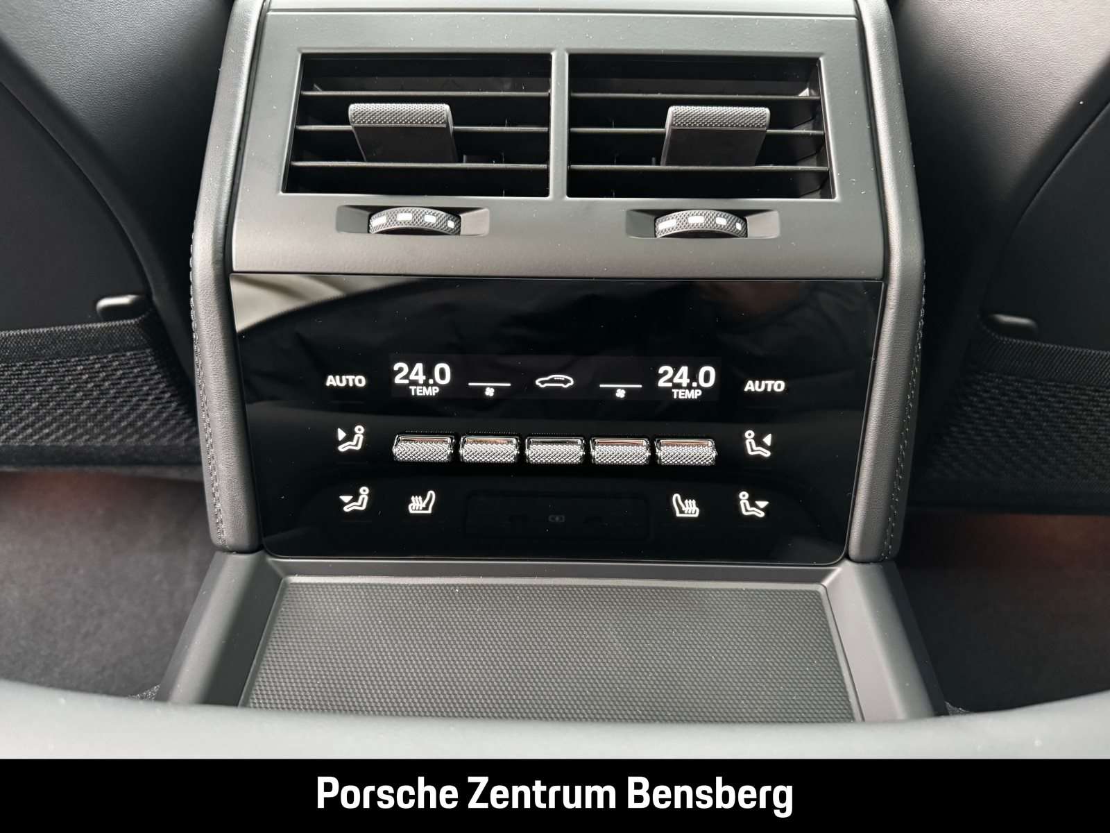 Fahrzeugbild eines Porsche Panamera