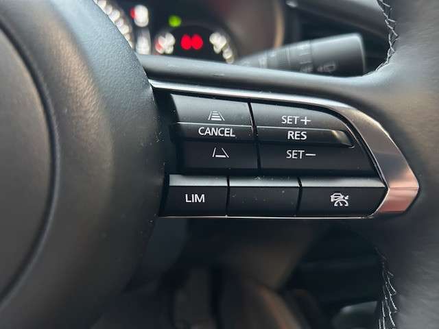 Fahrzeugbild eines Mazda CX-30