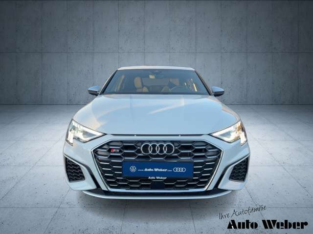 Fahrzeugbild eines Audi S3