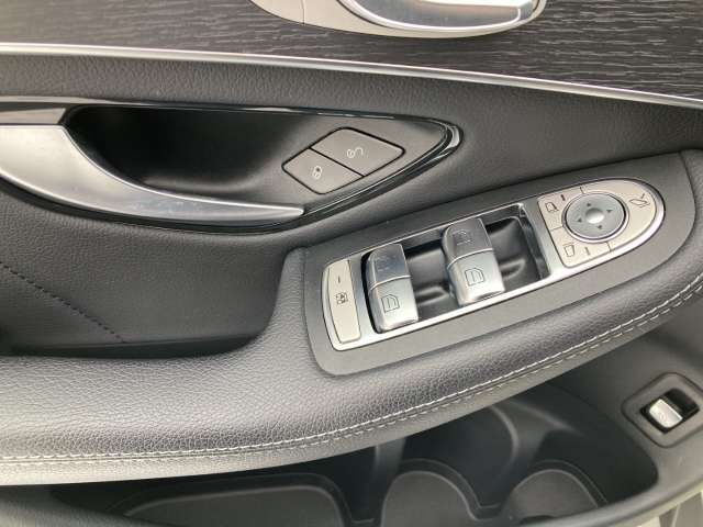 Fahrzeugbild eines Mercedes-Benz GLC