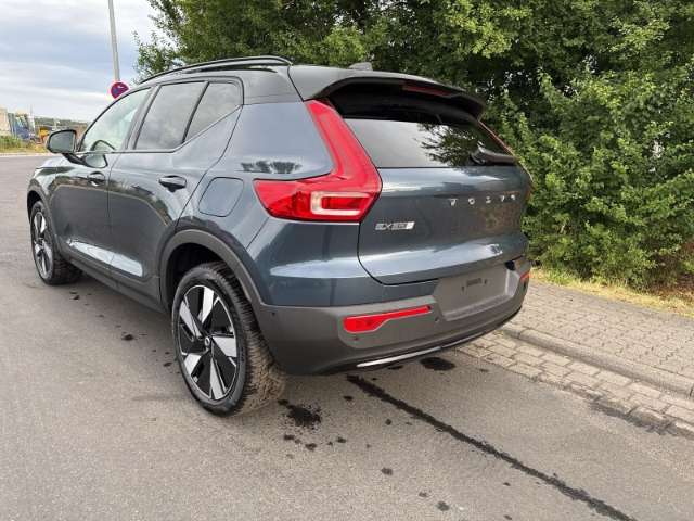 Fahrzeugbild eines Volvo EX40