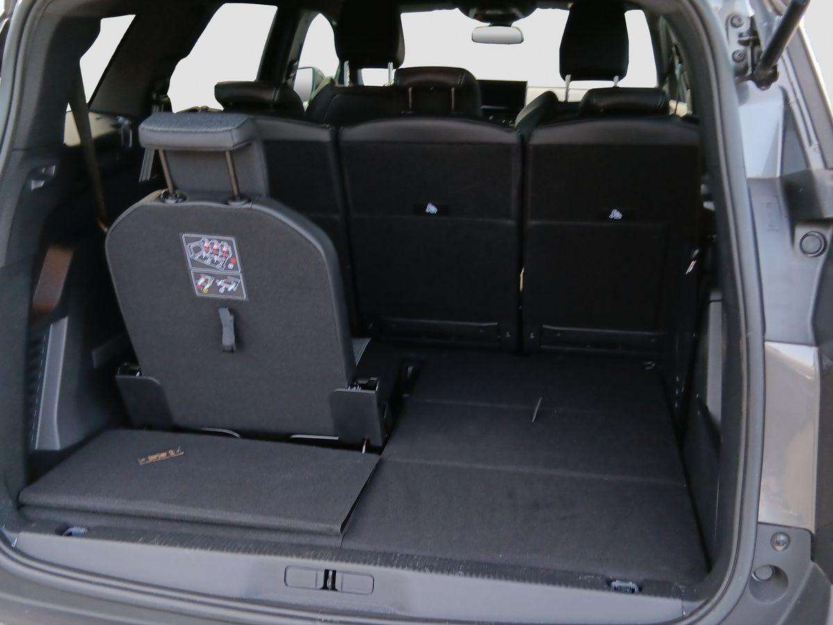 Fahrzeugbild eines Peugeot 5008