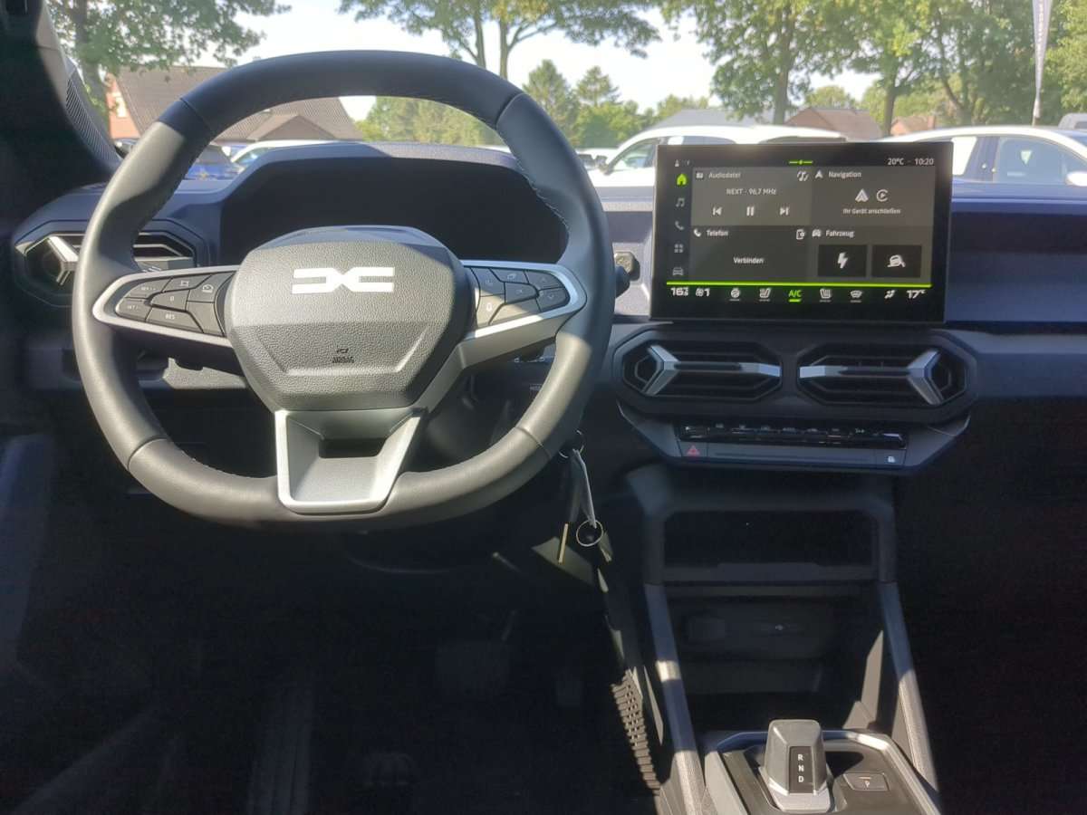 Fahrzeugbild eines Dacia Bigster