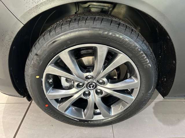 Fahrzeugbild eines Mazda CX-30