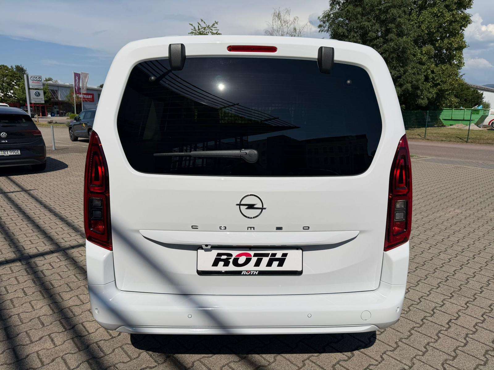 Fahrzeugbild eines Opel Combo Life