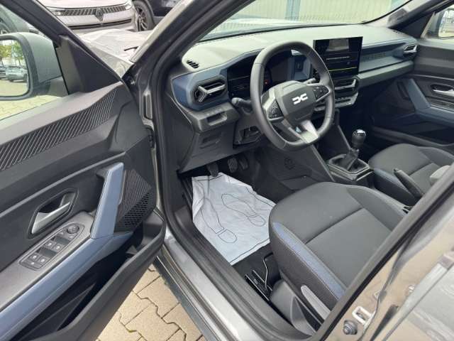 Fahrzeugbild eines Dacia Duster