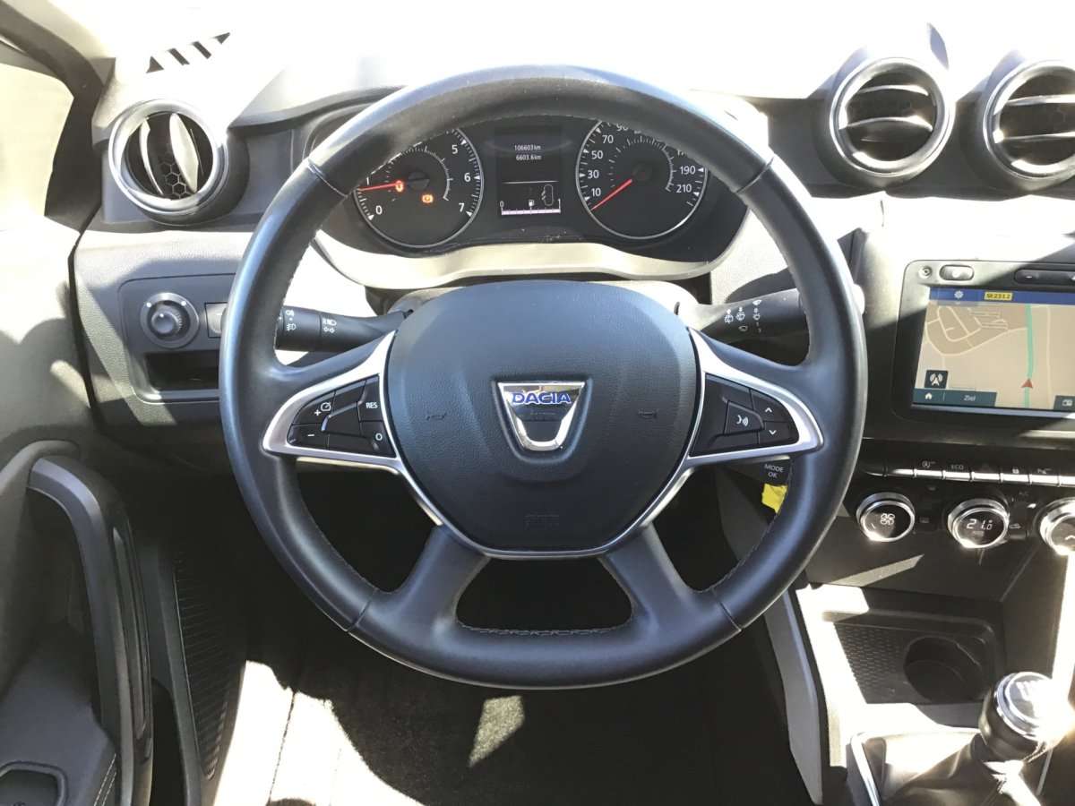 Fahrzeugbild eines Dacia Duster