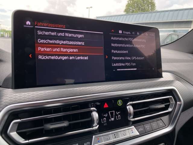 Fahrzeugbild eines BMW X3