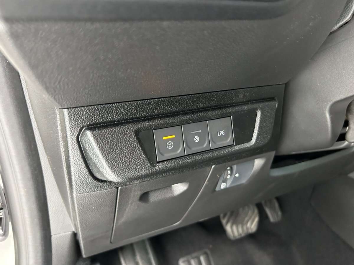 Fahrzeugbild eines Dacia Jogger