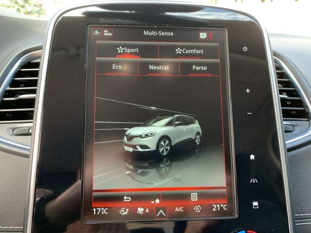 Fahrzeugbild eines Renault Grand Scénic
