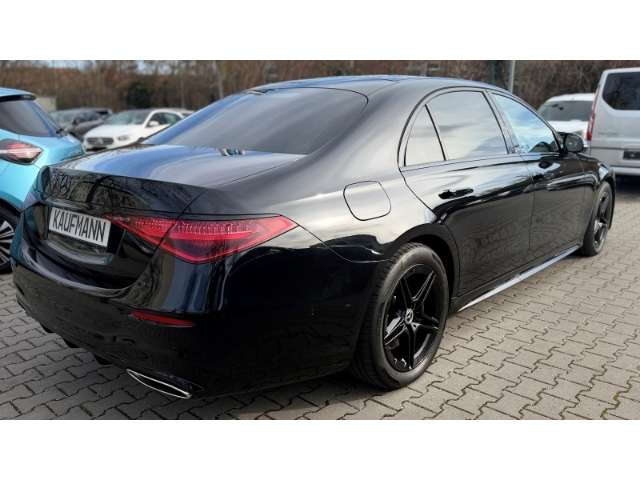 Fahrzeugbild eines Mercedes-Benz S-Klasse