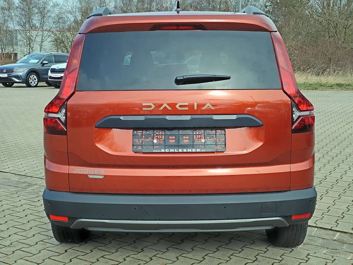 Fahrzeugbild eines Dacia Jogger