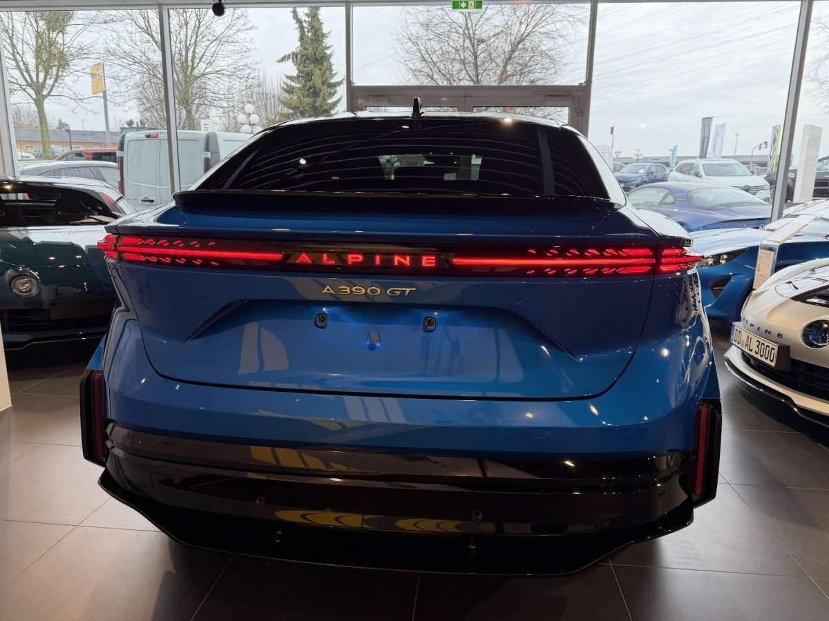 Fahrzeugbild eines Alpine A390