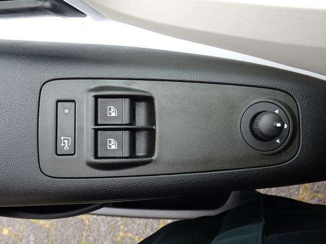 Fahrzeugbild eines Opel Movano