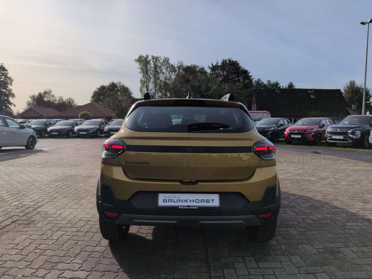 Fahrzeugbild eines Dacia Sandero