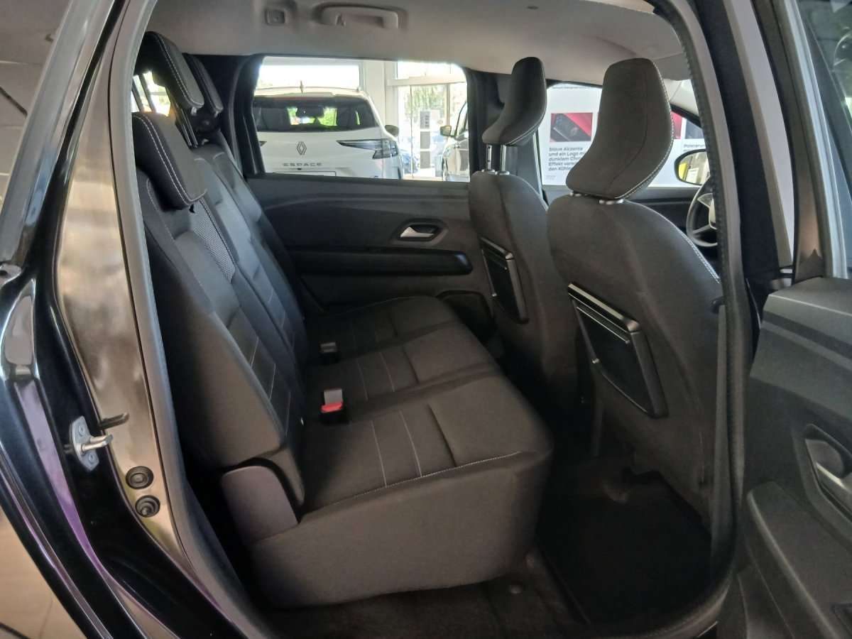 Fahrzeugbild eines Dacia Jogger