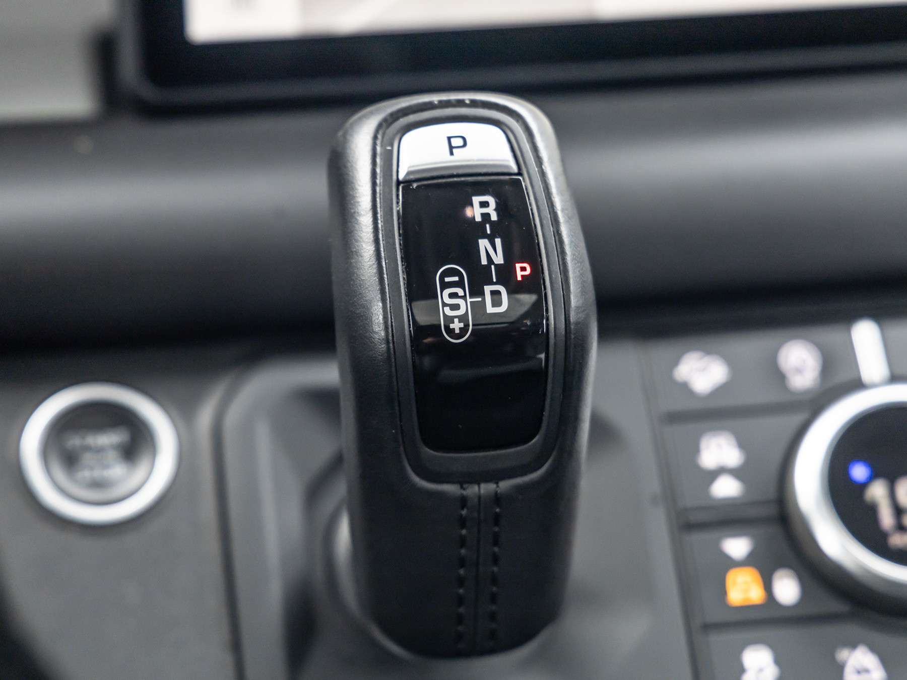 Fahrzeugbild eines Land Rover Defender