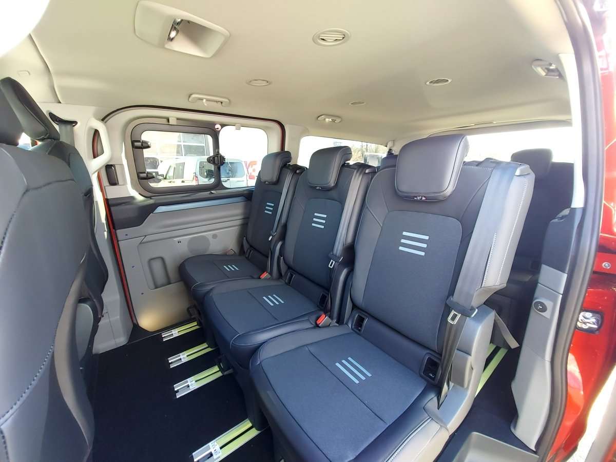 Fahrzeugbild eines Ford Tourneo Custom