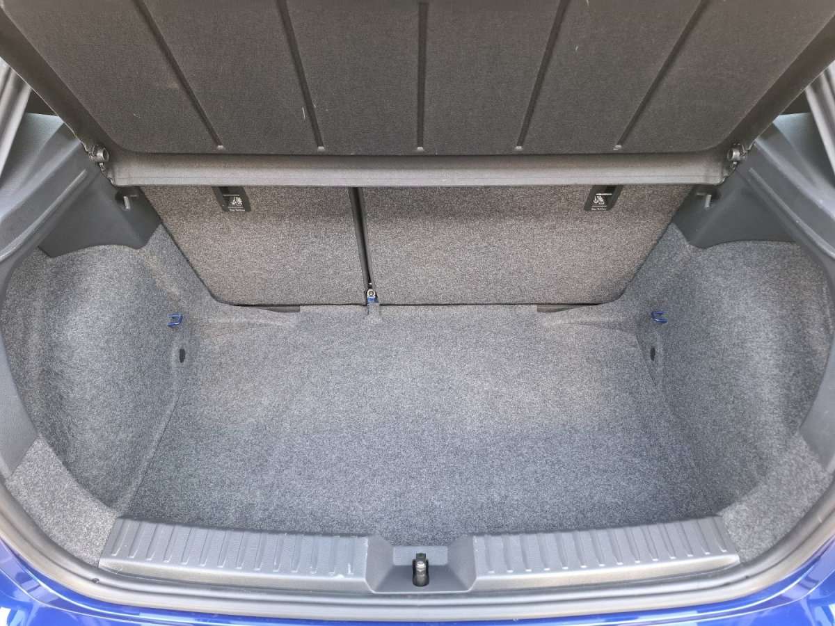 Fahrzeugbild eines SEAT Ibiza