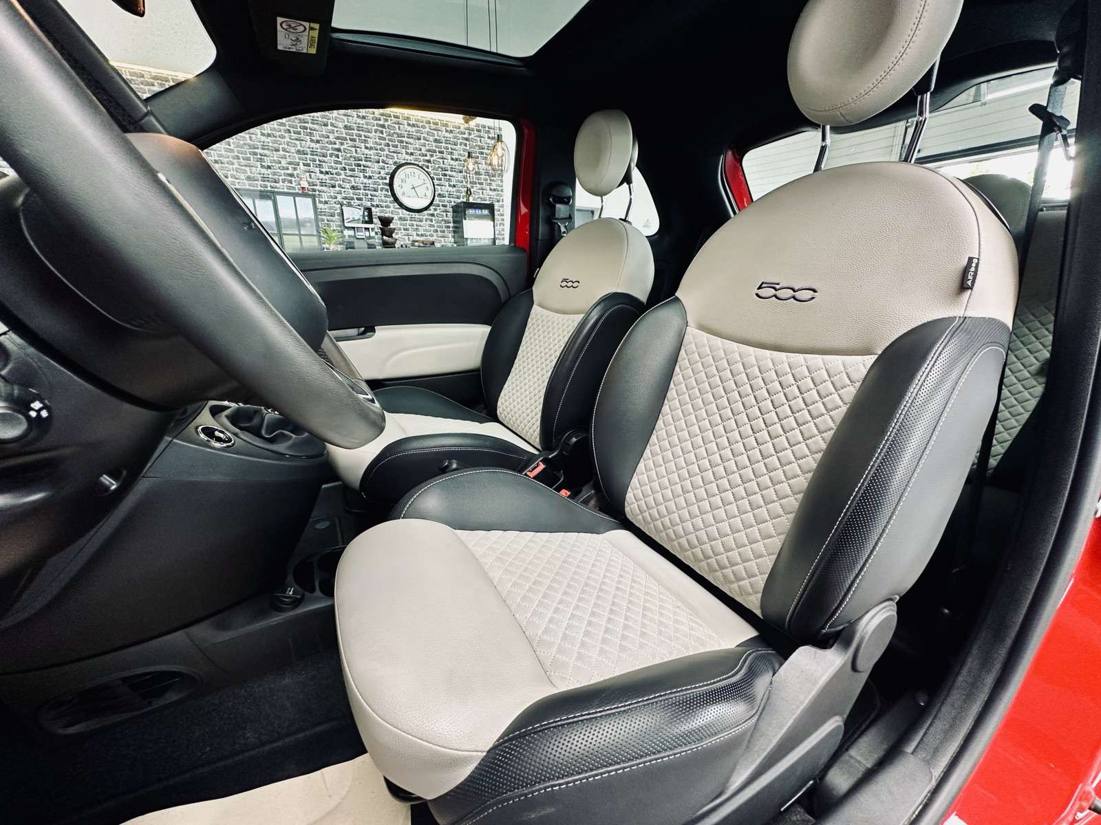 Fahrzeugbild eines Fiat 500